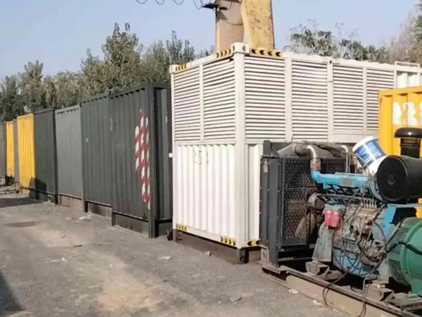 长治200KW柴油发电机机组每小时油耗是多少?